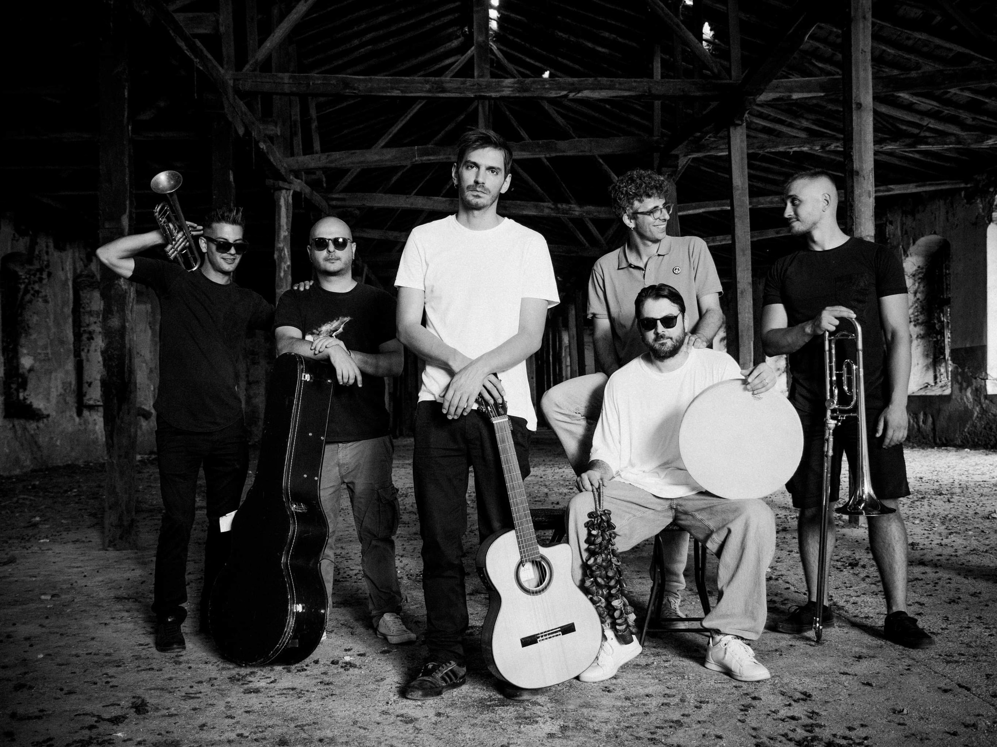 Maghreb: Tο νέο μουσικό ταξίδι του Μίμη Νικολόπουλου στις μουσικές του κόσμου