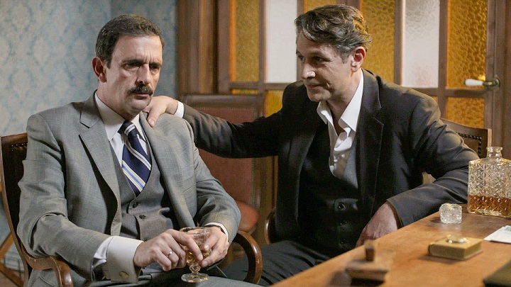 Άγριες Μέλισσες: Ο Ακύλας αδυνατεί να πιστέψει πως οι «χωριάτες» θα τον νικήσουν!!!