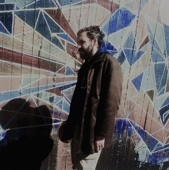 ΝΕΟ ΤΡΑΓΟΥΔΙ: Γιώργος Τσακνής - "Κυρά Θάλεια"