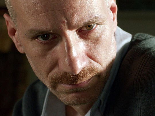 Η παραλία: Η σχέση του Γράντου και της Κερασίας δοκιμάζεται, ενώ νέες αποκαλύψεις για τον Μαρκ κλονίζουν τη Μαρία