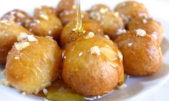 Αγιορείτικοι αφράτοι λουκουμάδες