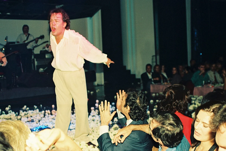 Τέλος εποχής για «Διογένη» και «Αθηνών Αρένα»