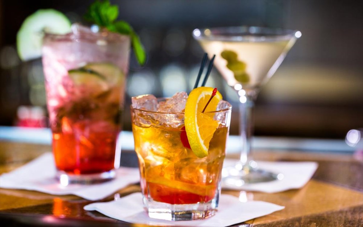 5 tips για να μη μεθύσεις στη νυχτερινή σου έξοδο