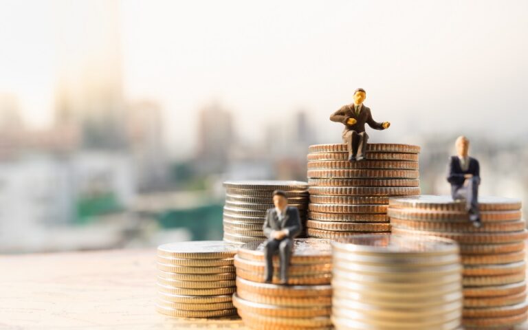 Το πιο μεγάλο μυστικό: Πλούσιος θα γίνεις, μόνο όταν αποκτήσεις όσα δεν αγοράζονται με χρήμα!