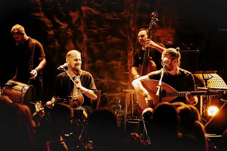 Ο Γιώργος και ο Νίκος Στρατάκης στο Block 33, στη Θεσσαλονίκη! Παρασκευή 5 Απριλίου 2024 