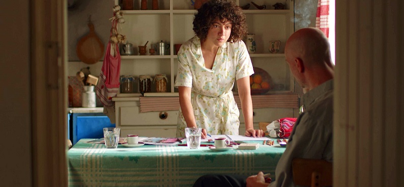 Η ΠΑΡΑΛΙΑ ΕΠΕΙΣΟΔΙΟ 72 2 6.1