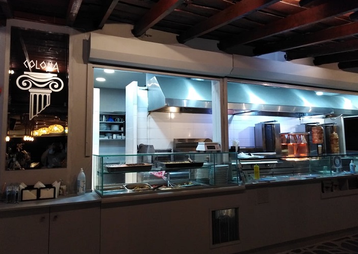 Ο aylogyrosnews στην «COLONA» του Πόρου...