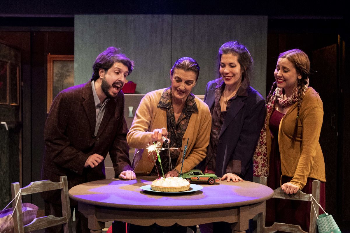 Τελευταίες παραστάσεις για το «Μαζί» στο θέατρο Altera Pars 