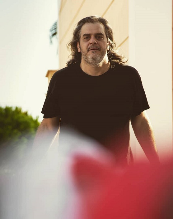 ΜΑΥΡΟΣ ΕΜΜΑΝΟΥΗΛ