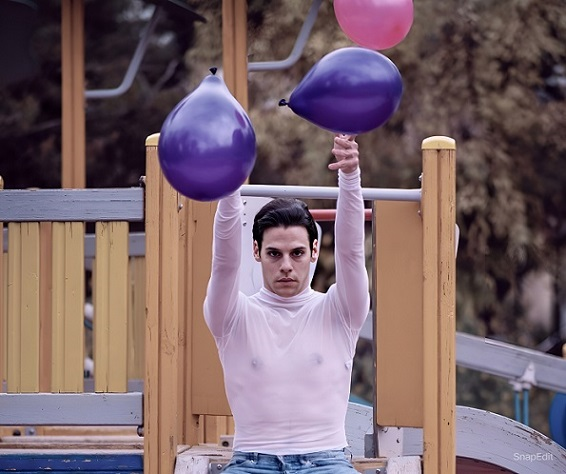 Ο Τζωρτζης Παπαδόπουλος 8.4