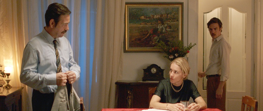 «Η παραλία»:  Το κοινόβιο των χίπηδων, μπαίνει στο κάδρο των «ενόχων»