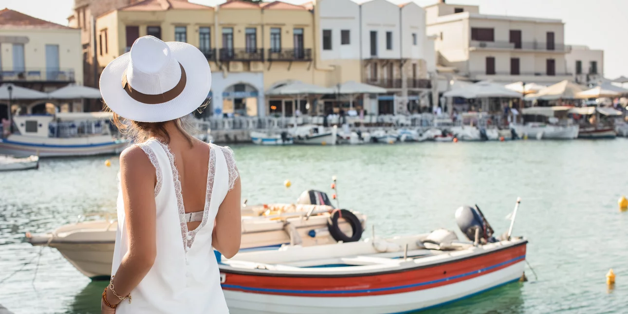 Ξεκινούν οι αιτήσεις για τον «Τουρισμό για όλους» & εντός εβδομάδος οι πίνακες των δικαιούχων του Κοινωνικού Τουρισμού