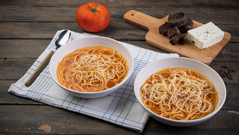 Χονδρομενούδελο: Η απόλυτη καλοκαιρινή σούπα της Ηλείας