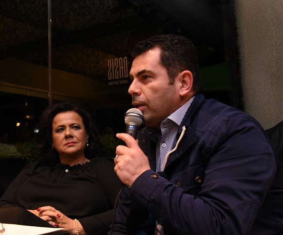 τζίνα Ψάρρη